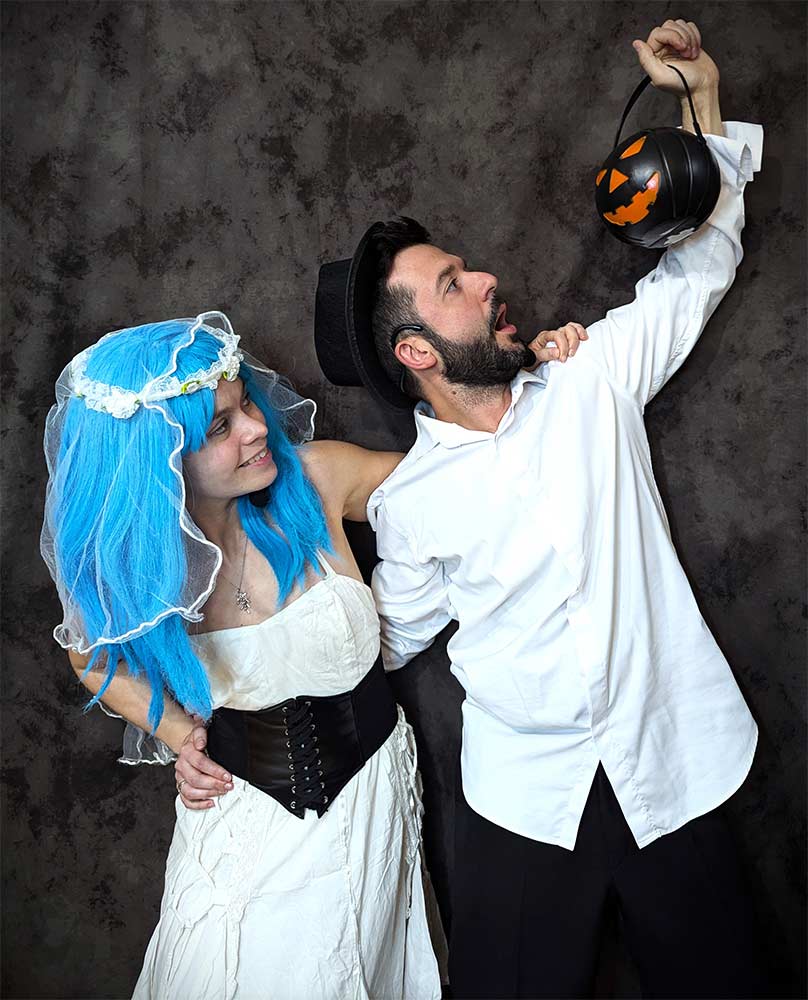 Estamos-Muy-Muertos-galeria01